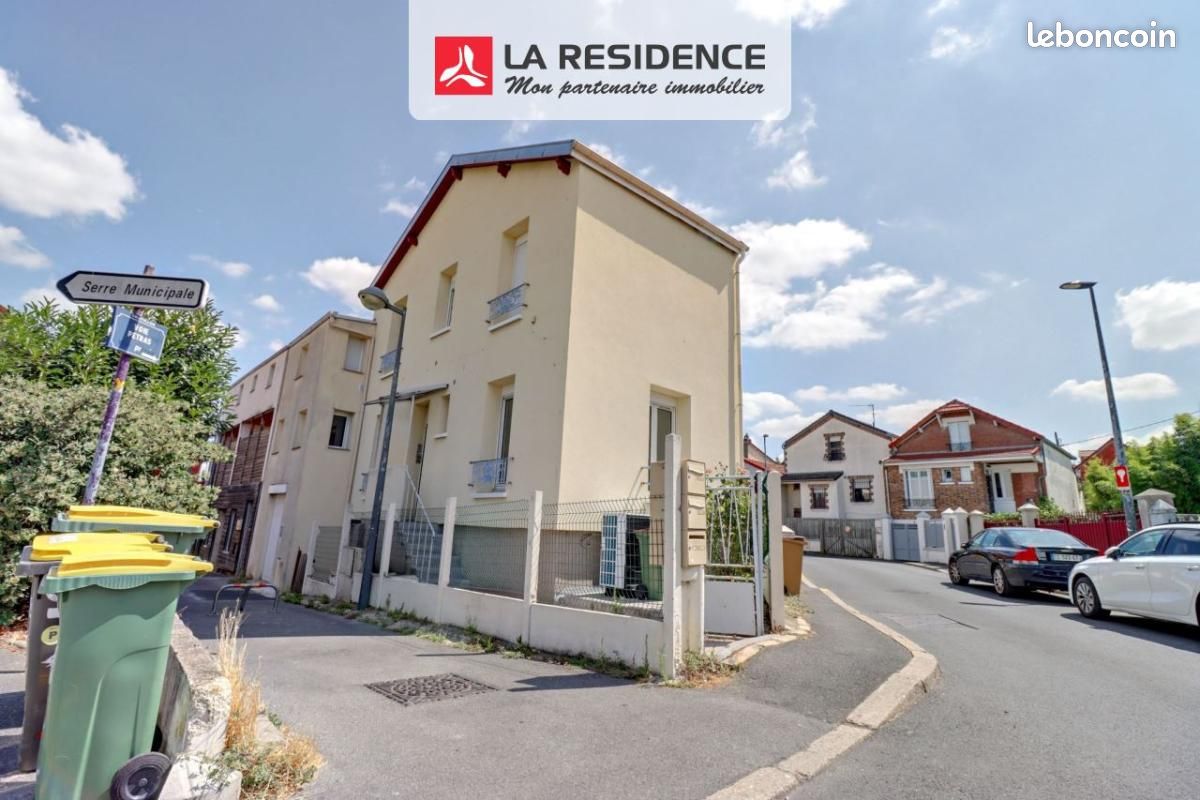 Maison 4 pièces 86 m² · à Châtillon · 86 m² · 2 000 €