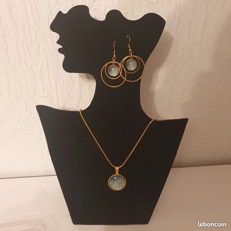 Bijoux Parure collier+ boucles d'oreilles (image 4)