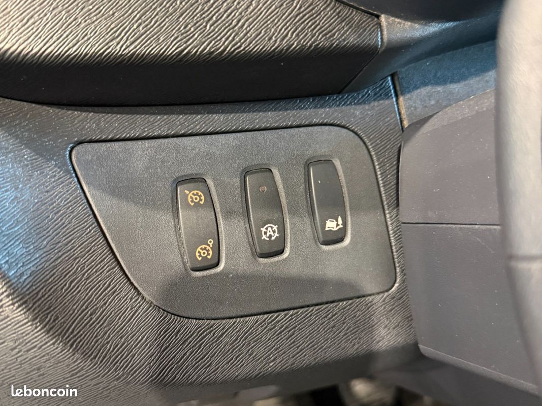 RENAULT KANGOO dCi 90 Energy Zen (image 16)