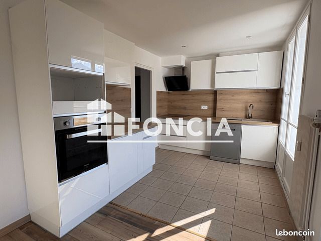 Appartement 4 pièces 78 m² · à Albertville · 78 m² · 970 €