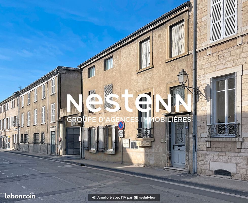Immeuble 260 m² · à Belleville-en-Beaujolais · 260 m² · 390 000 €