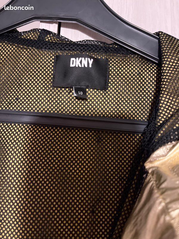 Veste Légère Fille DKNY Beige Champagne – 15/16 Ans – Occasion Très Bon état – Thème Love