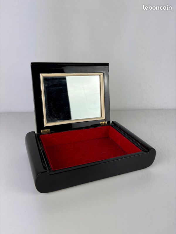Robe asymétrique Alexander McQueen Lyocell Noir ref.703231 - Joli Closet
