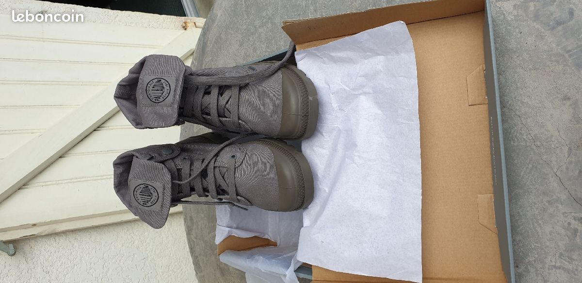 PALLADIUM US MONOCHROME taille 41 (image 3)