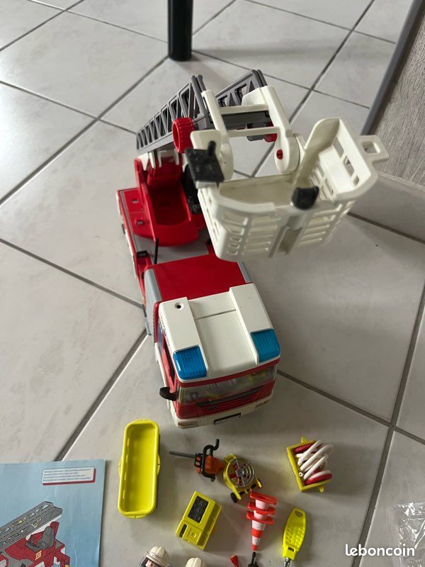 Playmobil 4820 camion de pompiers (image 4)