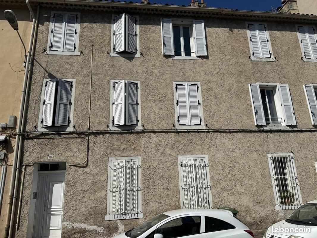 Appartement 2 pièces 31 m² · à Toulon · 31 m² · 396 €/mois