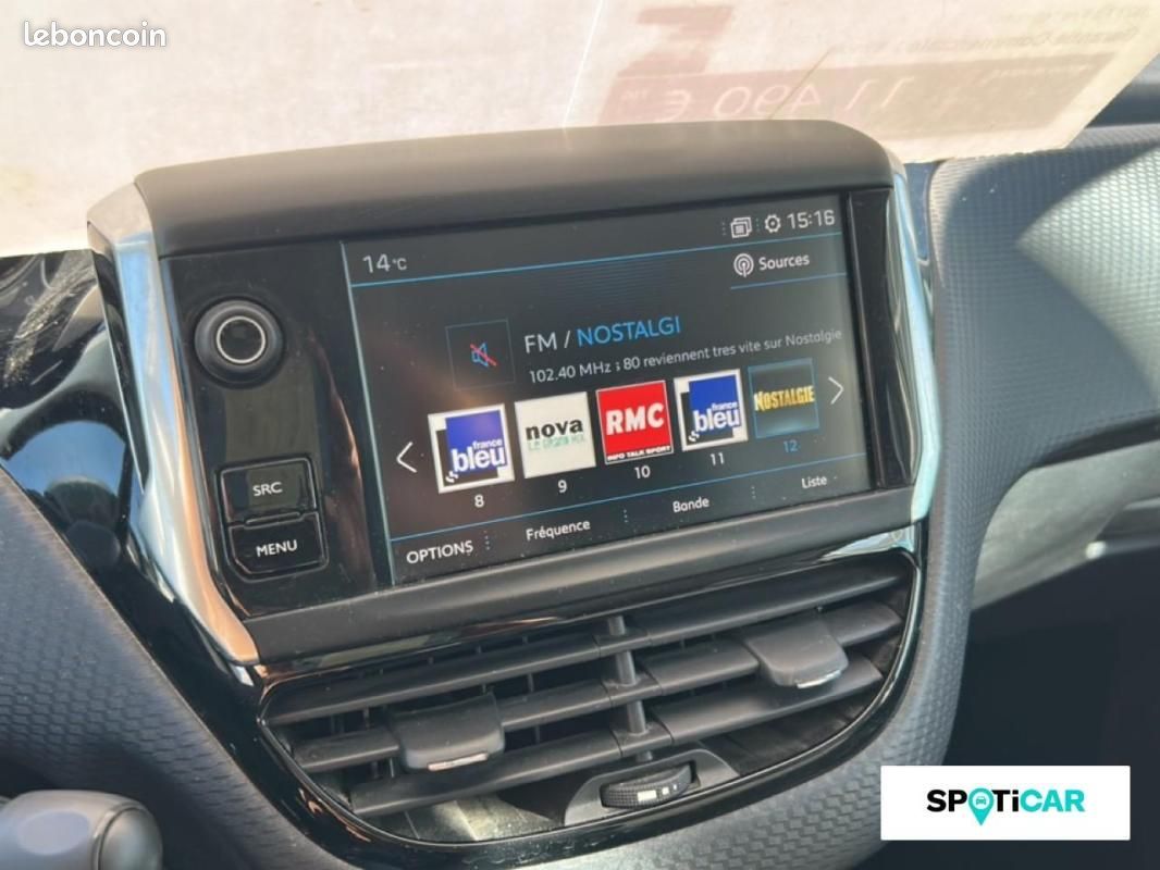 Peugeot 2008 BlueHDi 100ch S&S BVM5 Allure (image 16)
