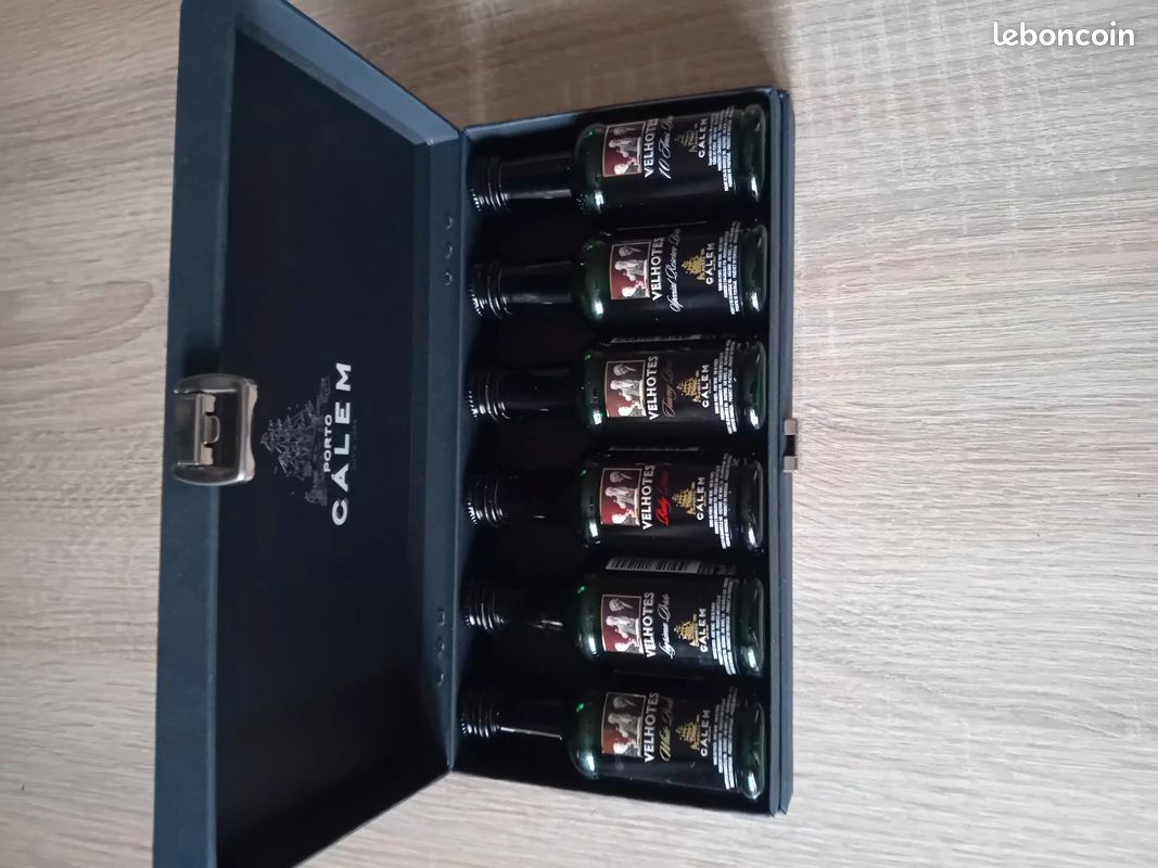 Petit coffret Porto 6 mini bouteille (image 1)