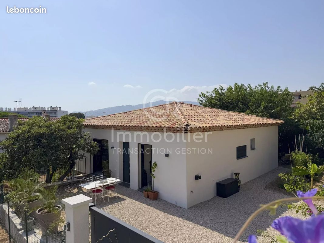 Maison 3 pièces 81 m² · à Cannes · 81 m² · 650 000 €