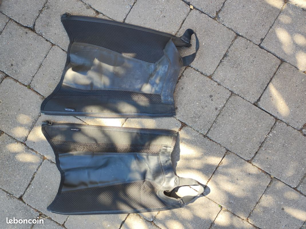 Chaps noires taille enfant (image 1)
