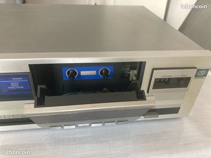 VINTAGE AIWA HS-F07 Auto-Reverse Stereo Cassette Recorder - McFly  Walkman EUR 829,66 - FR
