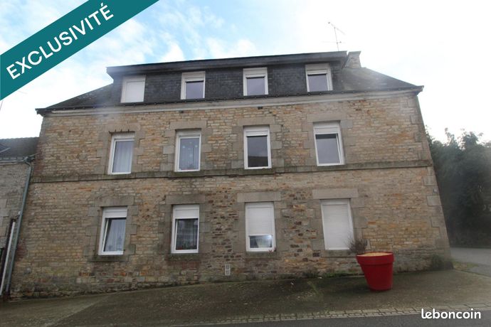 Immeuble 270 m² BREHAN