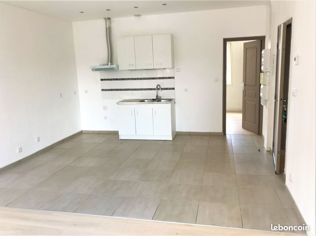 Appartement 3 pièces 61 m² · à Valenciennes · 61 m² · 589 €/mois