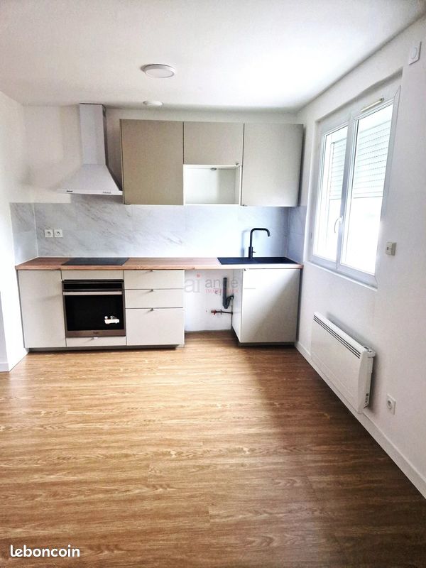 Appartement 3 pièces 61 m² · à Saint-Bonnet-de-Mure · 61 m² · 895 €
