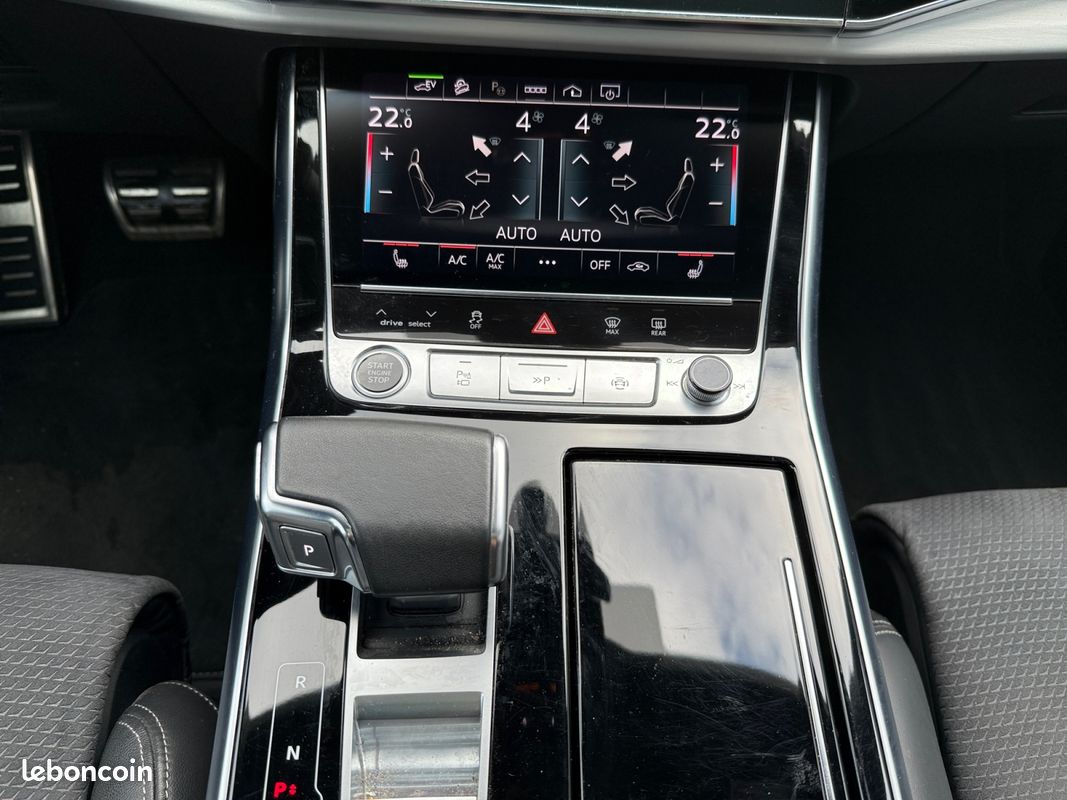 AUDI Q8 60 TFSI-E Compétition TIPTRONIC 462Ch Garantie 12 mois (image 12)