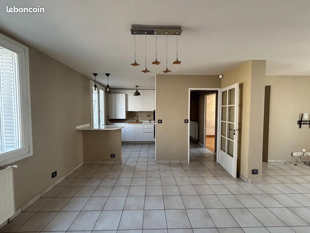 Appartement 4 pièces 67 m² · à Grenoble · 67 m² · 170 000 €