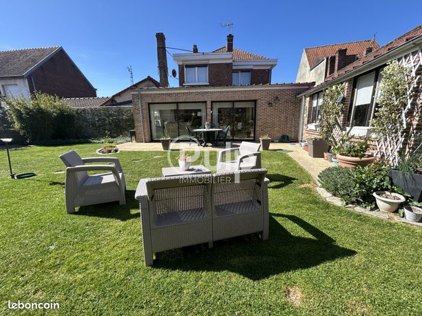 Maison 10 pièces 210 m²