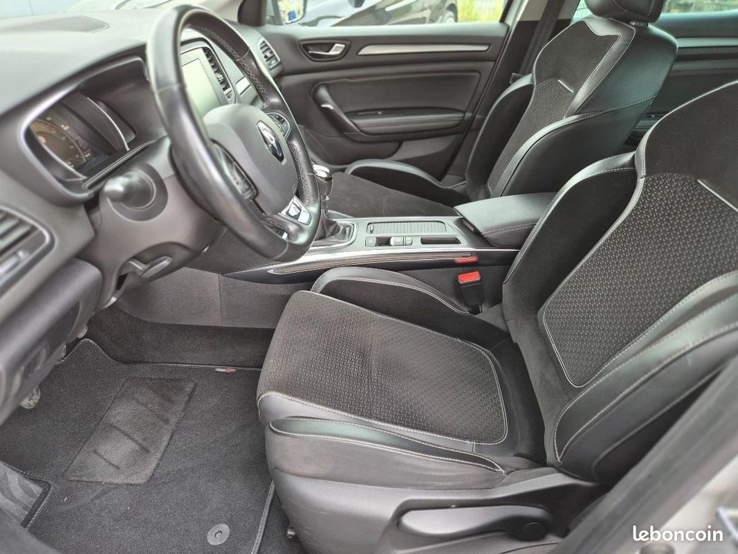 Renault Megane 1.2 TCE 130 ENERGY INTENS GT LINE (image 12)
