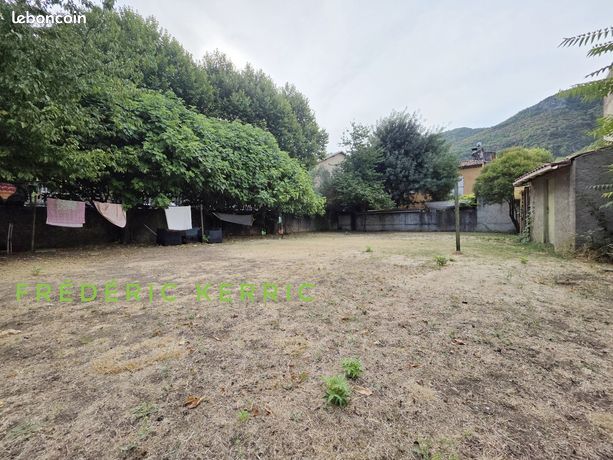 Terrain 489 m² MAZAUGUES