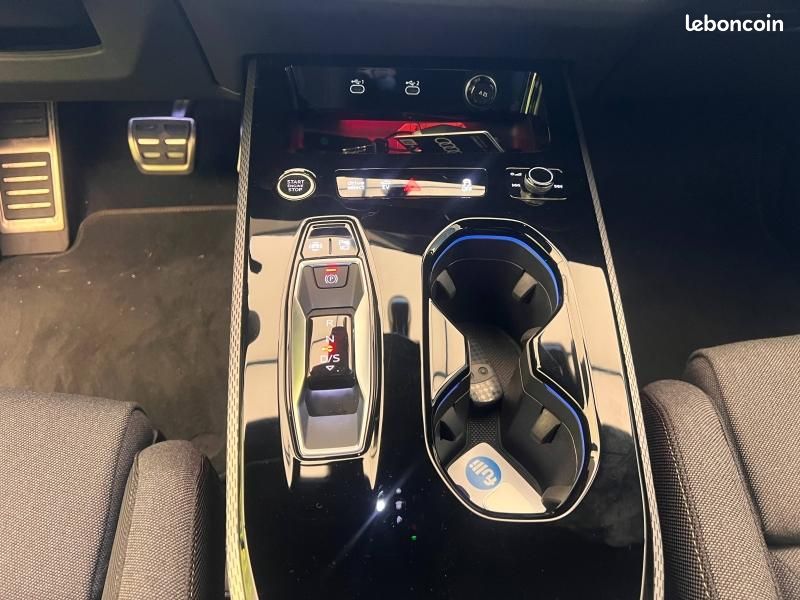 Audi A5 Avant 2.0 e-hybrid 299ch S line quattro S tronic 7 (image 11)