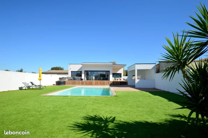 Villa 5 pièces 210 m²