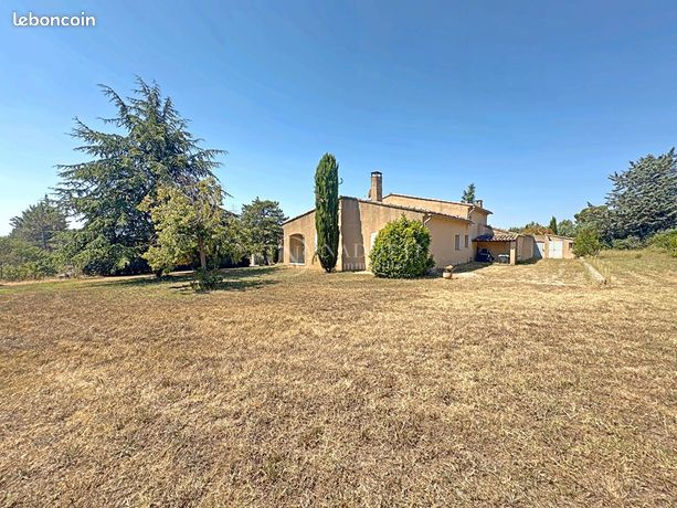 Villa 5 pièces 180 m²
