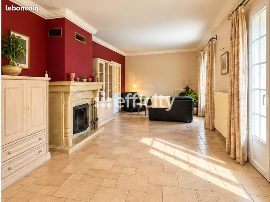 Maison 7 pièces 210 m² · à Chennevières-sur-Marne · 210 m² · 500 000 €