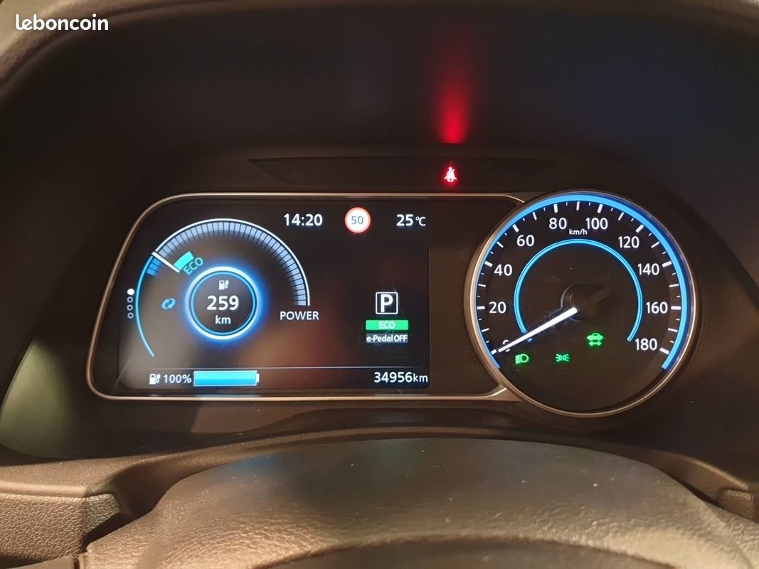 NISSAN Leaf Electrique 40kWh Tekna (image 9)