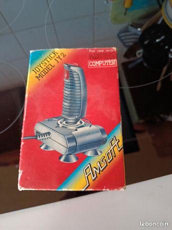 Joystick Amstrad / amsoft / JY 2 / en boîte