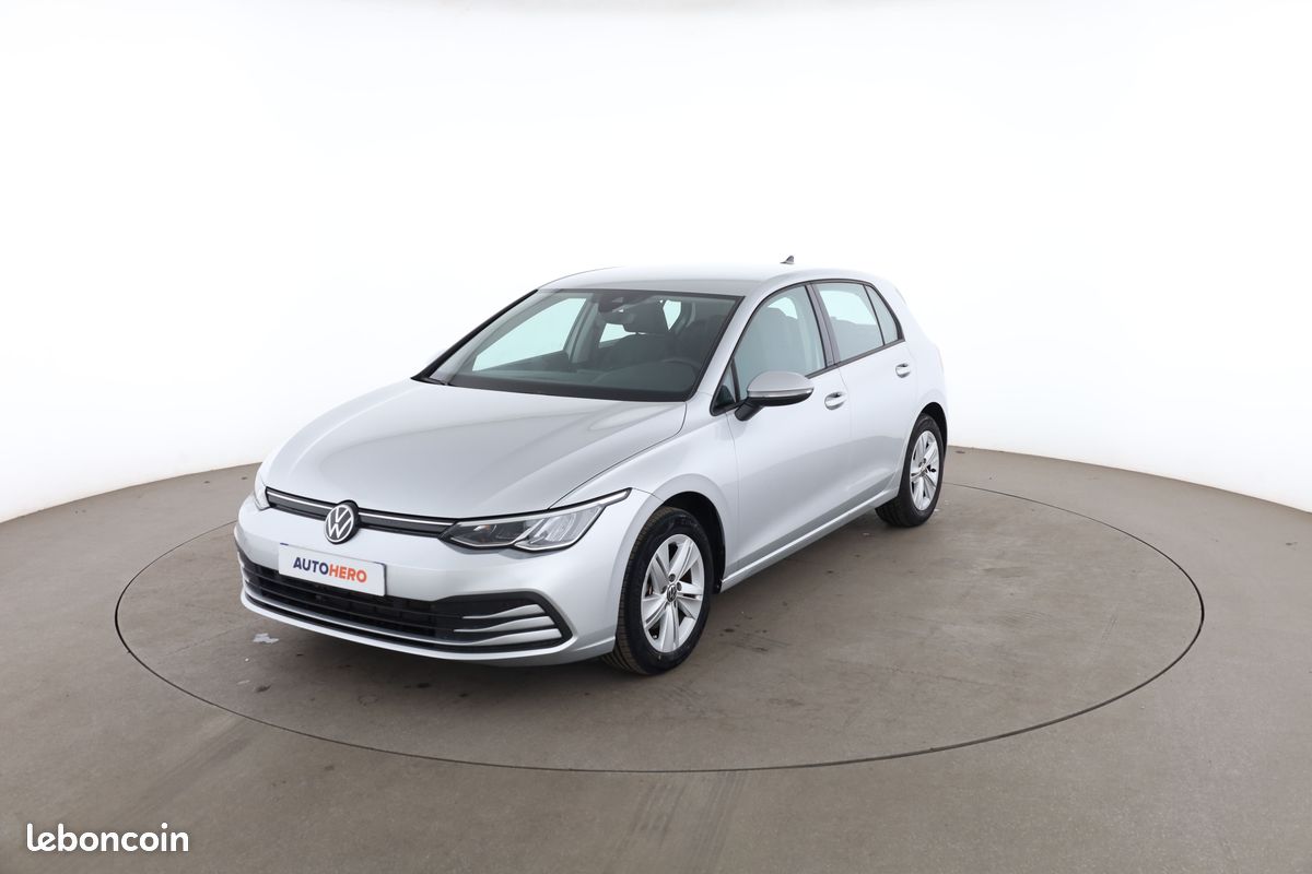 Volkswagen Golf VIII 1.0 eTSI OPF Life Plus DSG7 110 ch (image 1)
