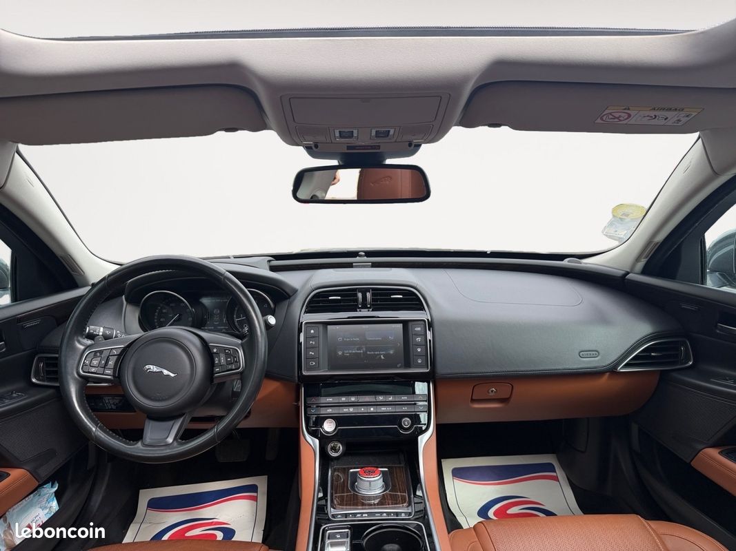 JAGUAR XE XE 2.0 D - 180 ch BVA Prestige (image 10)
