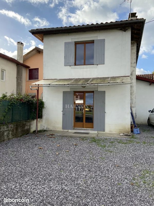 Maison 66 m² · à Saint-Pé-de-Léren · 66 m² · 690 €/mois