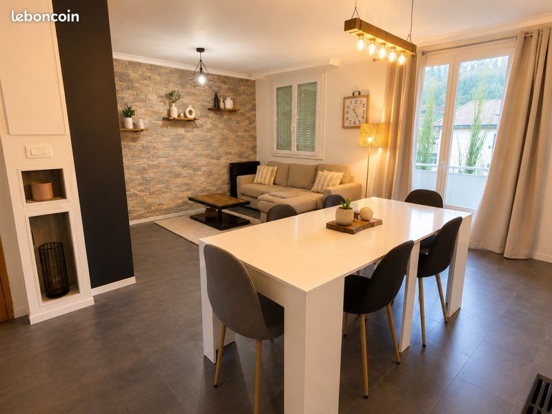 Appartement 3 pièces 63 m² · à Bourgoin-Jallieu · 63 m² · 800 €