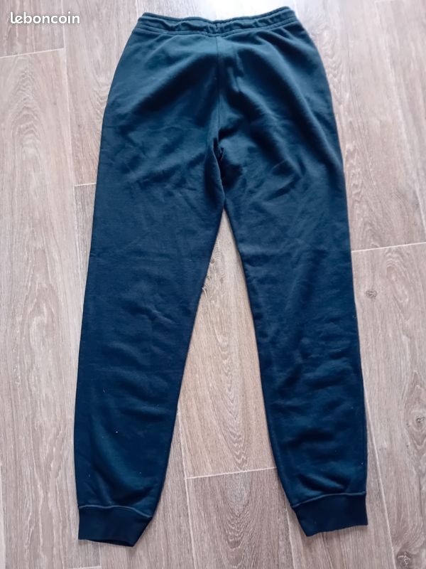 Jogging nike femme taille s (image 2)