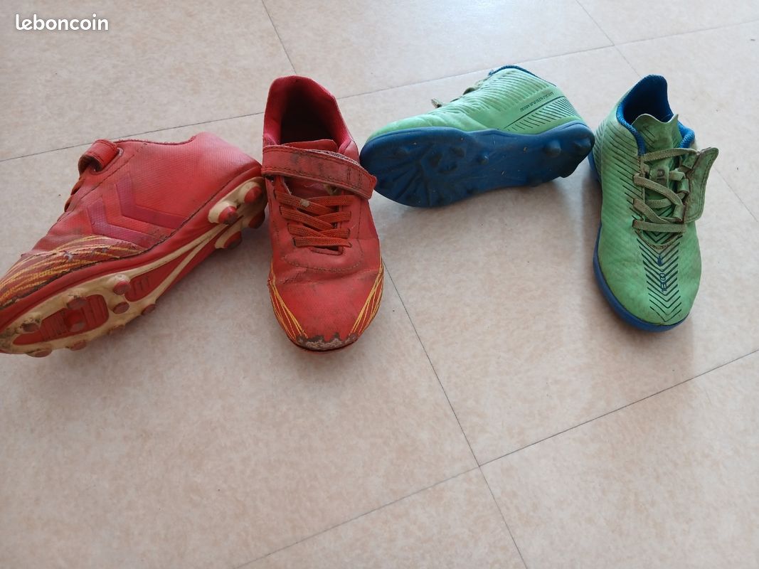 Chaussures à crampons foot pointure 30 (image 1)