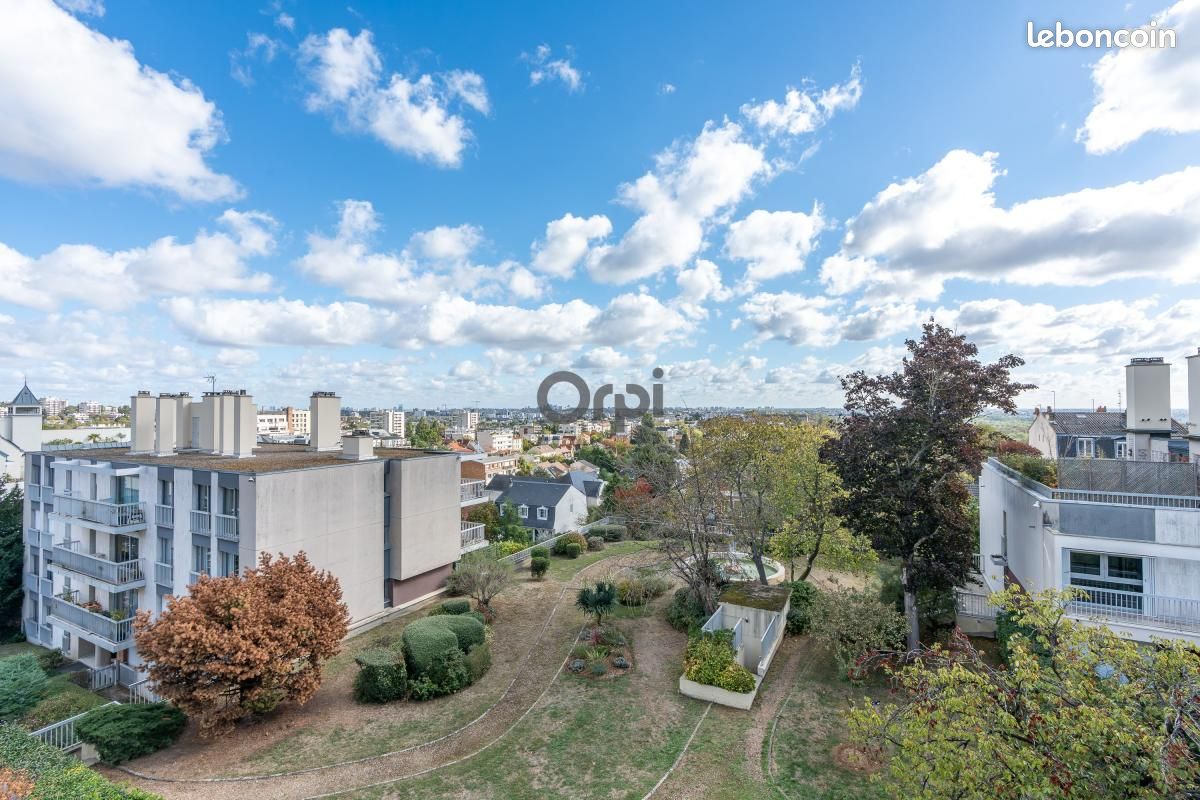 Appartement 4 pièces 95 m² · au Plessis-Robinson · 95 m² · 430 000 €