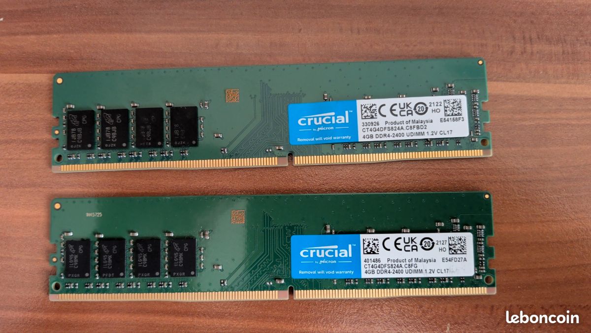 2 Barrettes RAM Crucial DDR4 4GB (total 8GB) - UDIMM - Occasion