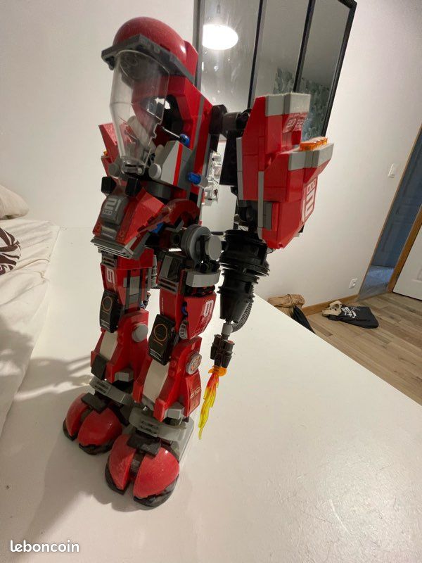 Robot lego (image 2)