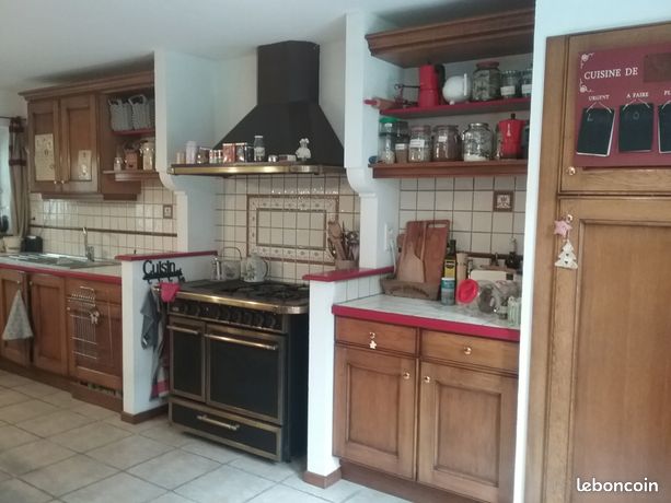 Vends maison en pierre en bord de rivière