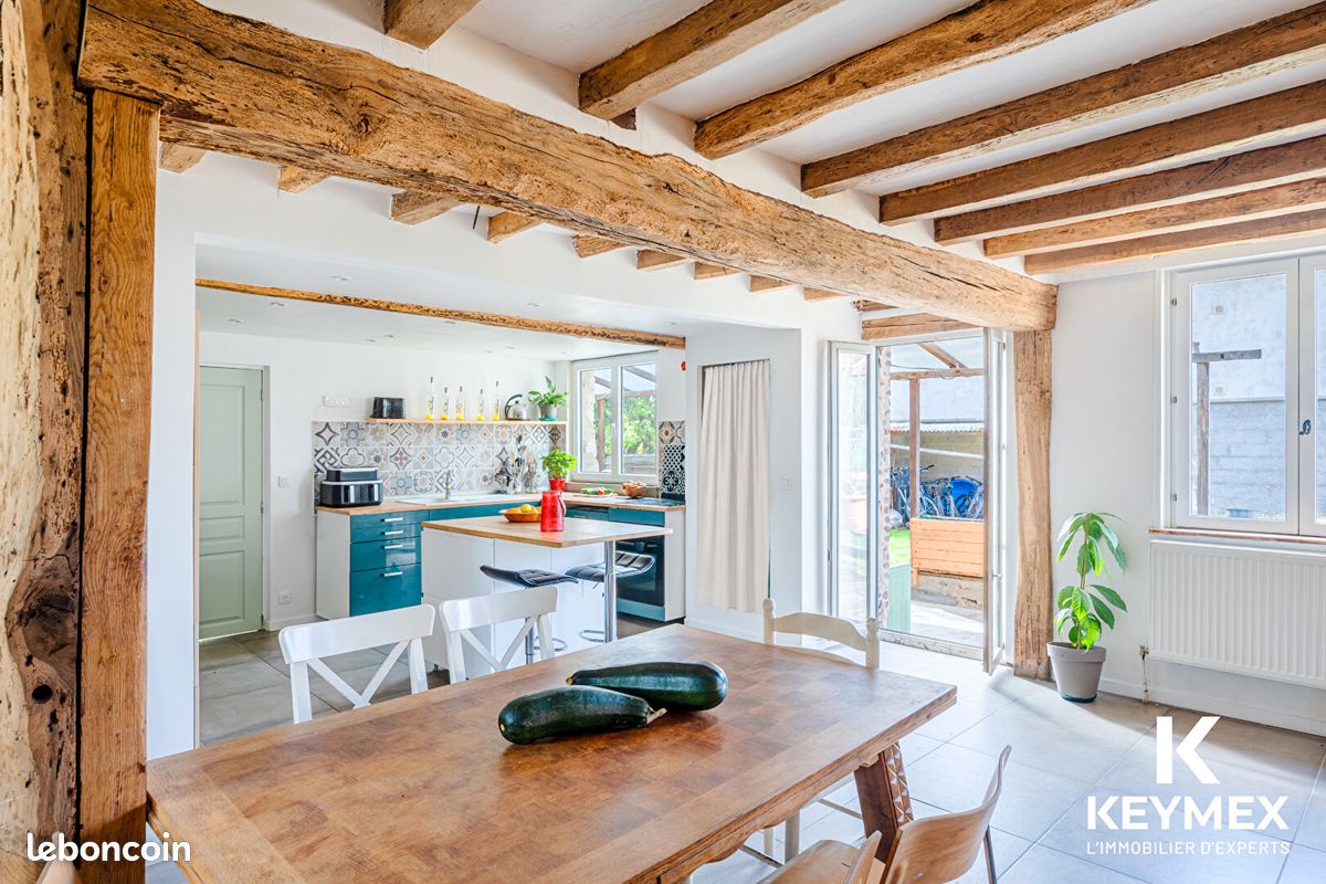 Maison 9 pièces 137 m² · à Sainte-Geneviève · 137 m² · 284 500 €