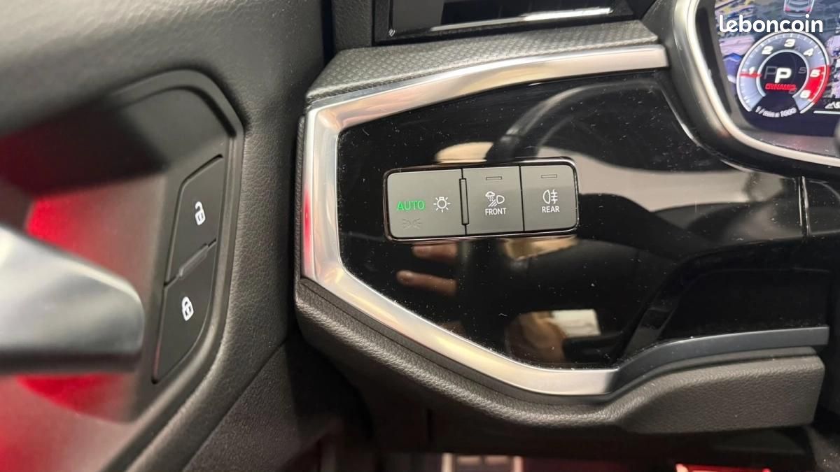 Audi Q3 2.0 35 TDI 150cv SPORTBACK S LINE / TOIT OUVRANT / CARPLAY (image 14)