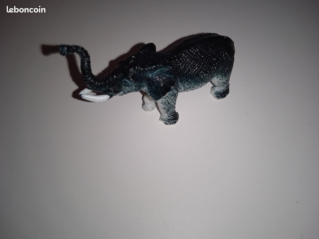 Petits animaux en plastique (image 1)
