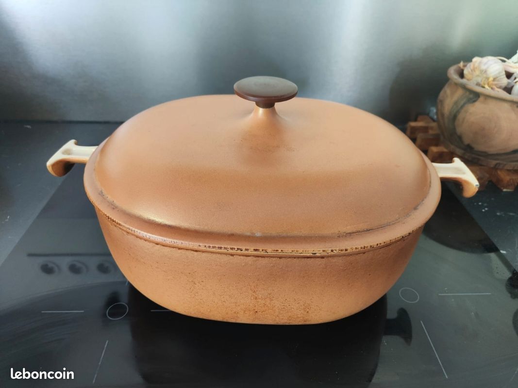 LE CREUSET Grande cocotte fonte émaillée 33cm - Arts de la table