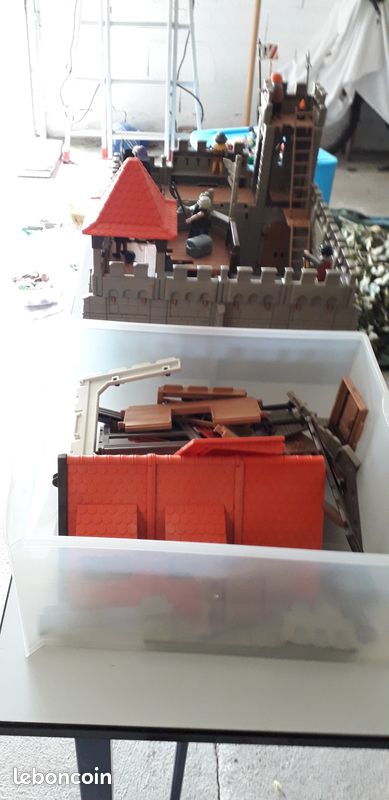 Château-fort Playmobil et accessoires (image 2)