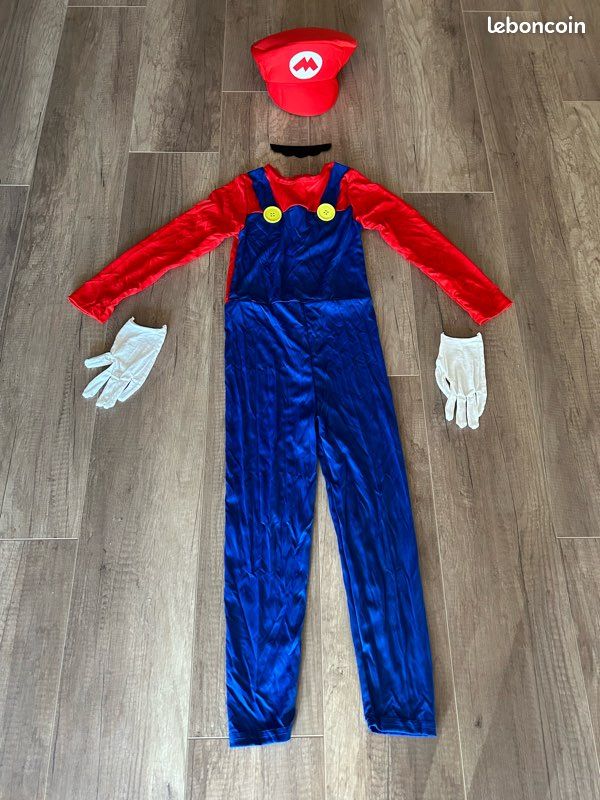 Déguisement Mario 5-7 ans NEUF Vêtements
