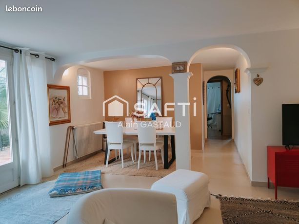 Propriété 11 pièces 258 m²