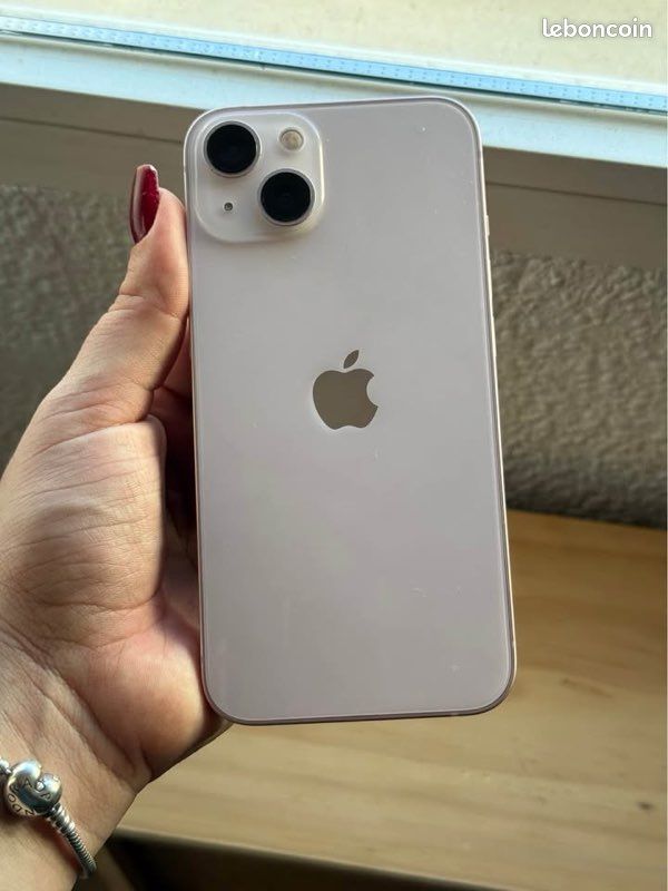 IPhone 13 (image 4)