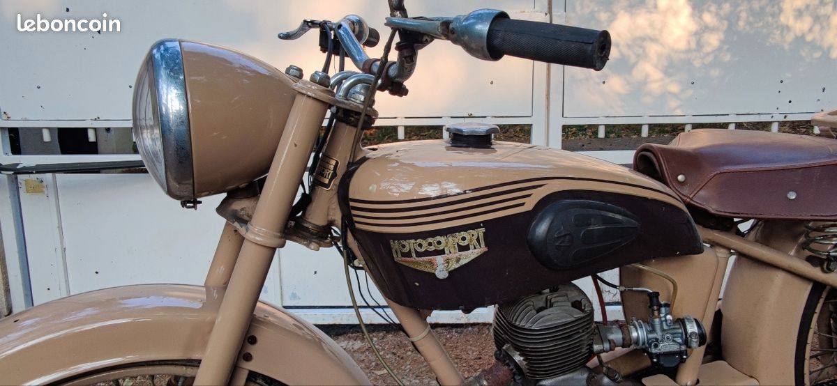 Motobecane C45s D45s moto vintage collection déco atypique (image 18)