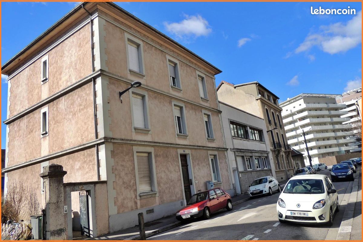 Appartement 1 pièce 27 m² · à Grenoble · 27 m² · 570 €