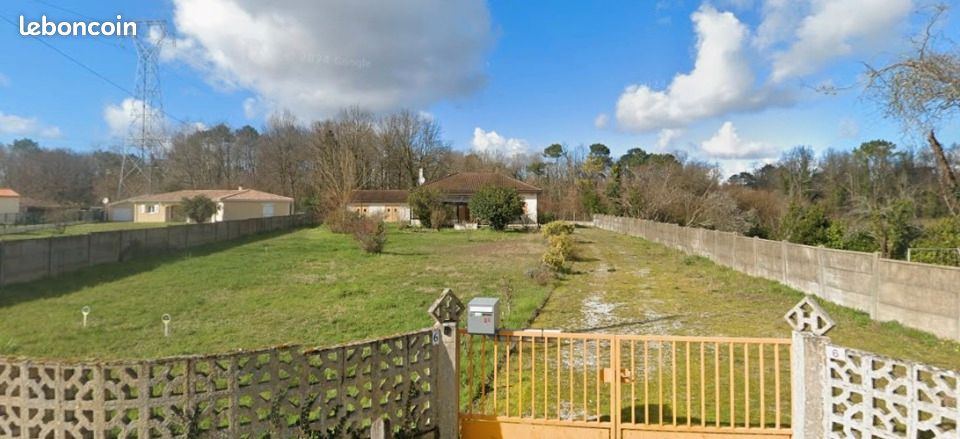 Terrain 600 m² Saint Sauveur · à Saint-Sauveur · 65 000 €